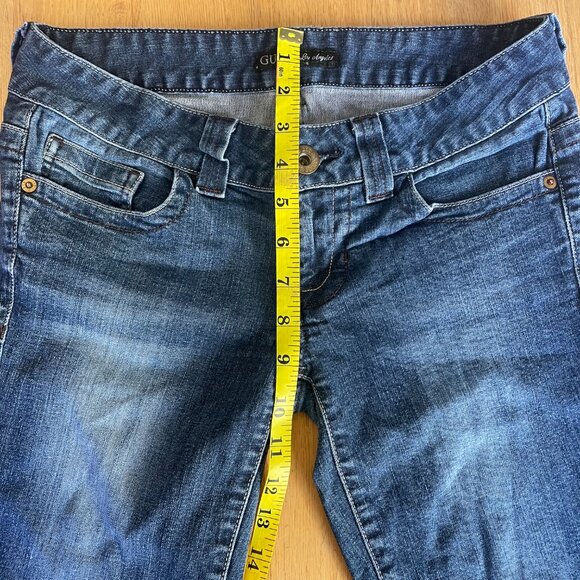 GUESS Los Angeles Low-Rise Skinny Jeans - Picture 5 of 7